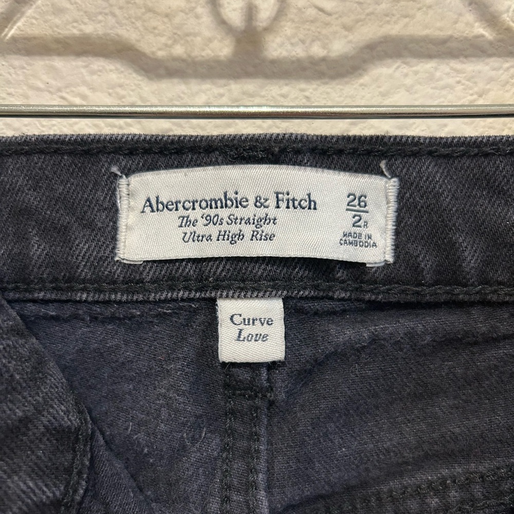 Abercrombie & Fitch Curve Love Ultra High Rise 90s Straight Jean 26R regular - Picture 5 of 5